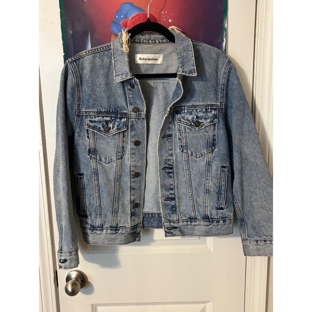 Reformation Womens Light Wash Denim Trucker Jacket Size S Distressed Collar